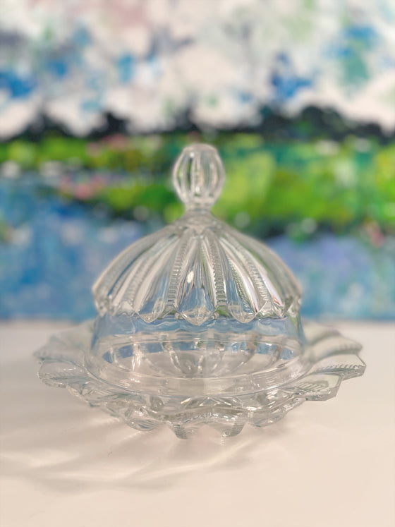 Round Covered Butter Dish